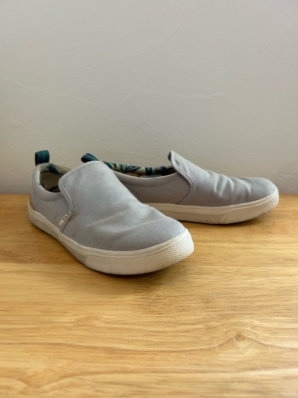 Toms Women’s Slip-On Canvas Sneakers in Light Gray